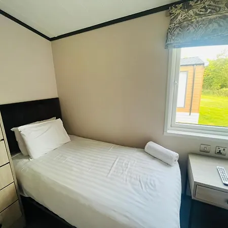 Prázdninový dům Teejay's With Hot Tub *