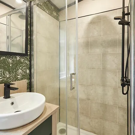 Prázdninový dům Teejay's With Hot Tub *