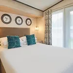 Teejay's With Hot Tub Vakantiehuis York