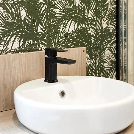 Teejay's With Hot Tub * יורק