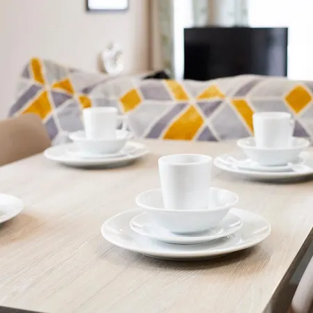 בית נופש Teejay's With Hot Tub *